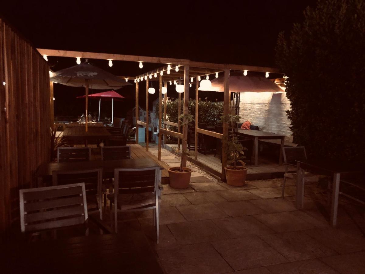 Morleys Rooms - Located In The Heart Of Hurstpierpoint By Huluki Sussex Stays 外观 照片