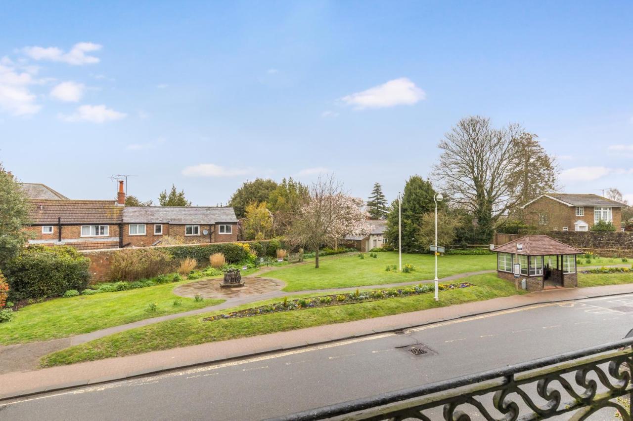 Morleys Rooms - Located In The Heart Of Hurstpierpoint By Huluki Sussex Stays 外观 照片